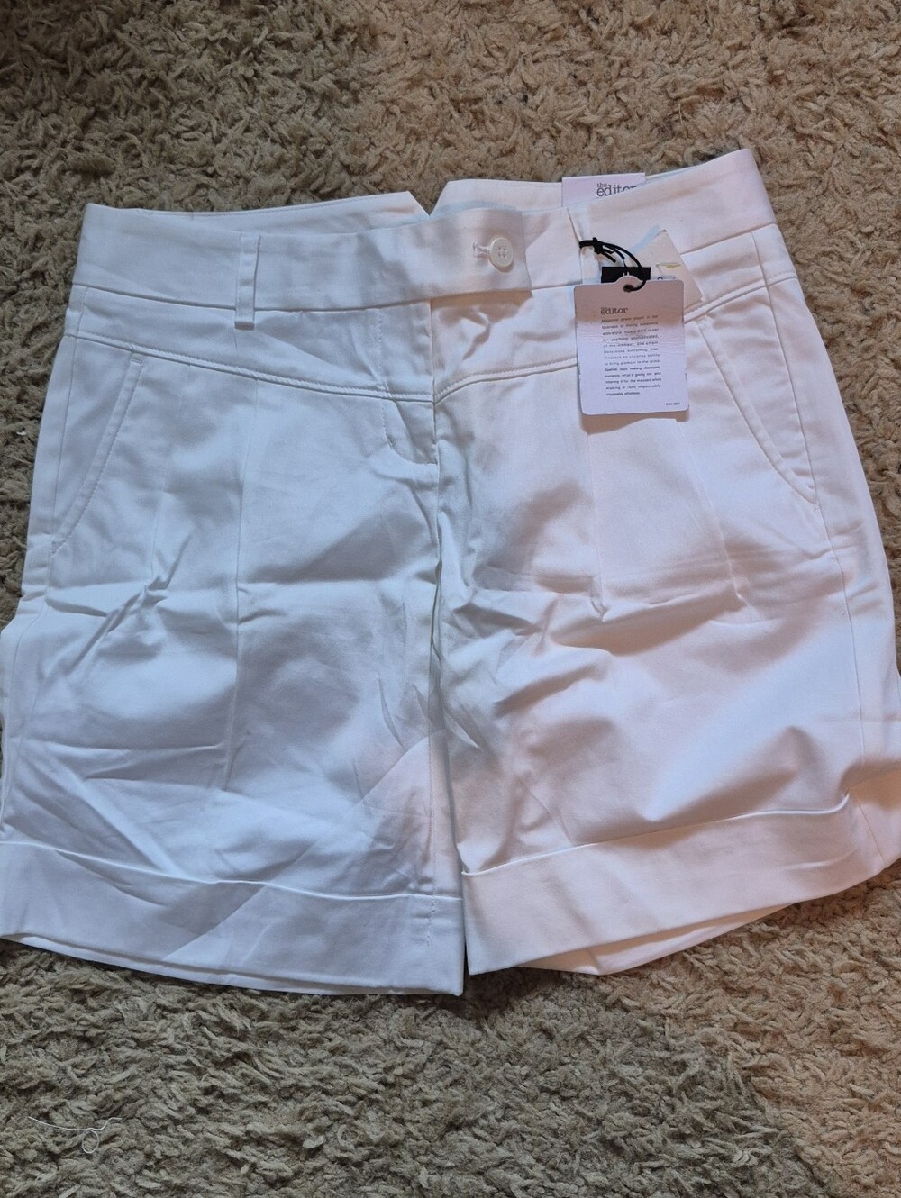 Express White Tailored Shorts Sz.2 NWT
